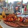 Mariscos y más... Ubicaciones:
 1. Paseo la sexta 14-61 Zona 1 
 2. Calz.Aguilar