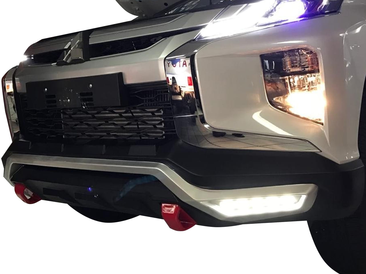 Venta de Sobre Bumper de L200

Hacemos envíos a todo el país cancelas al recibir