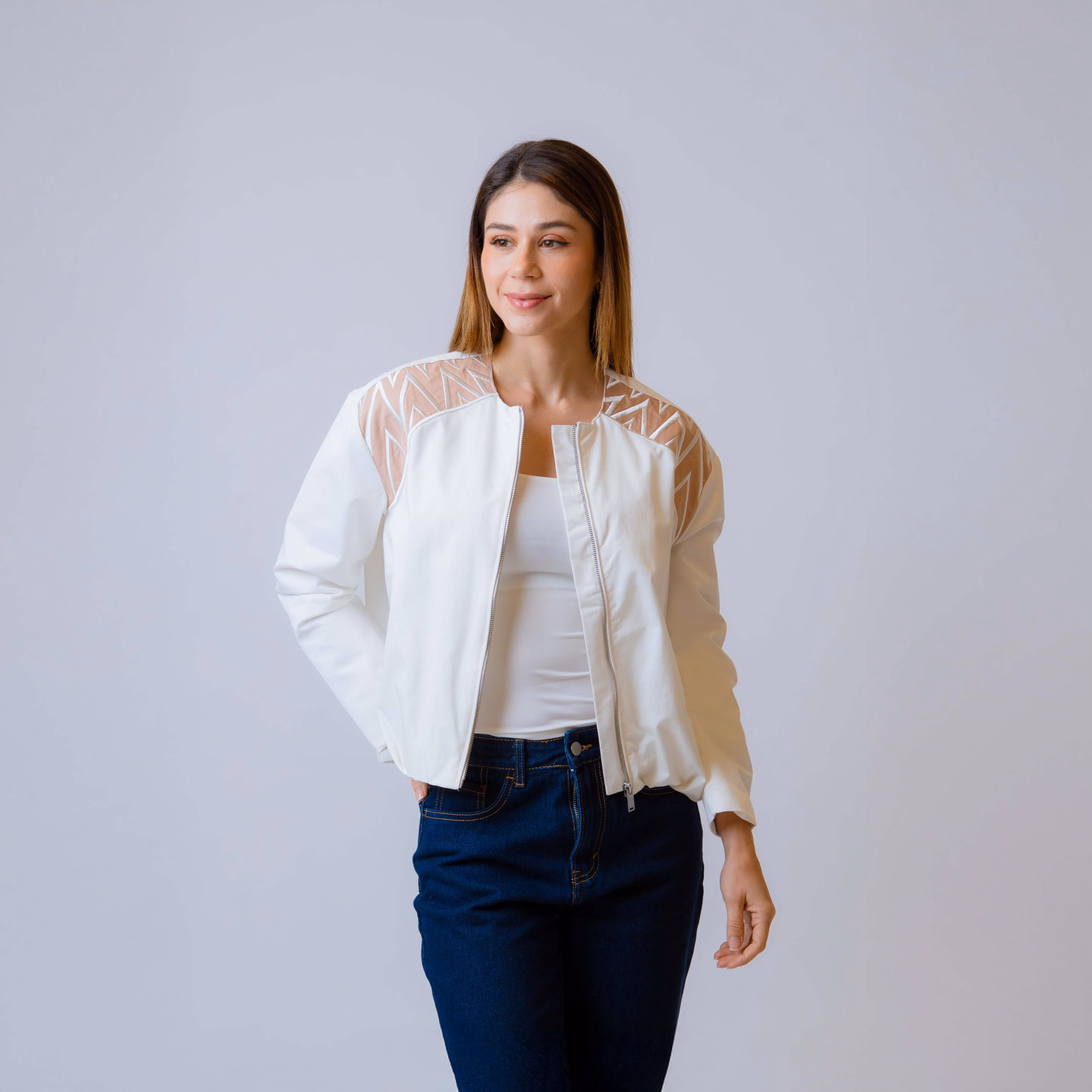 Chaqueta Con Bordado