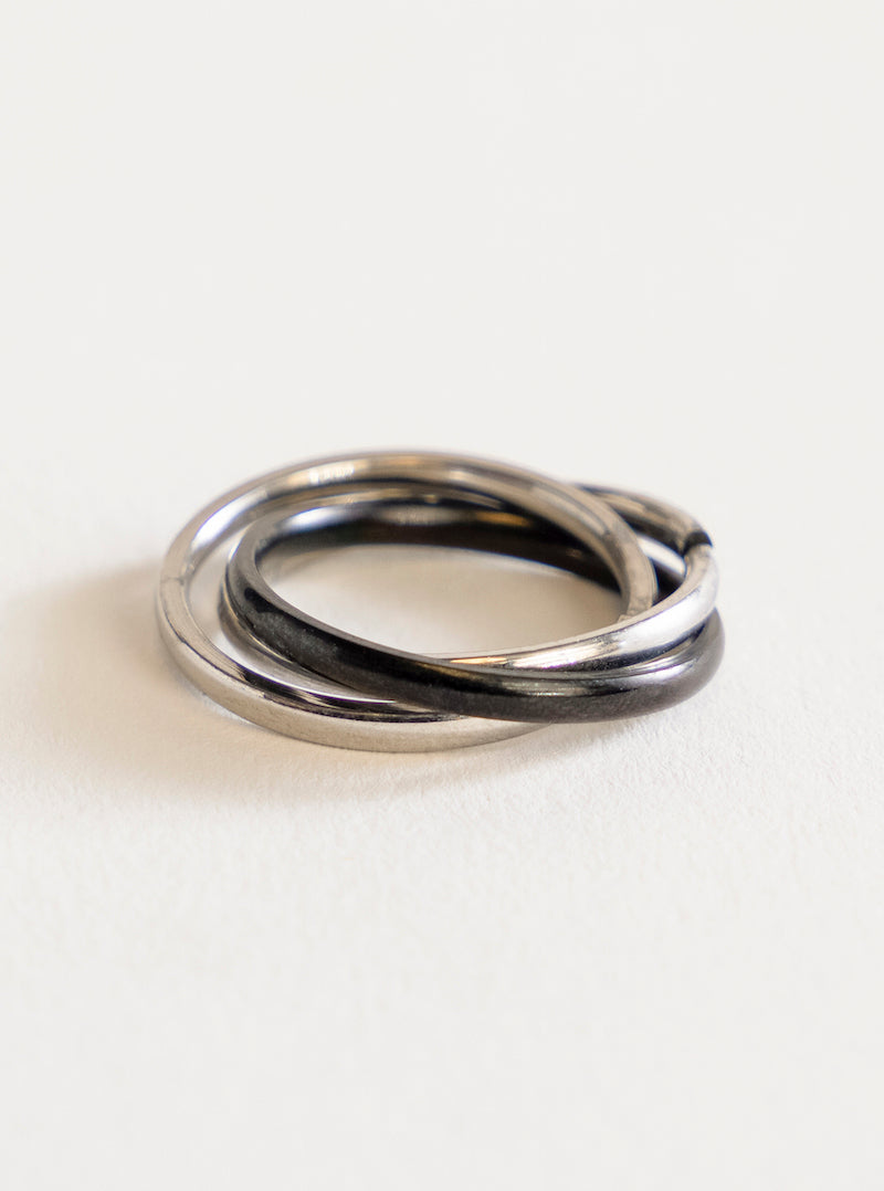 Multiple Souls Ring, Negro