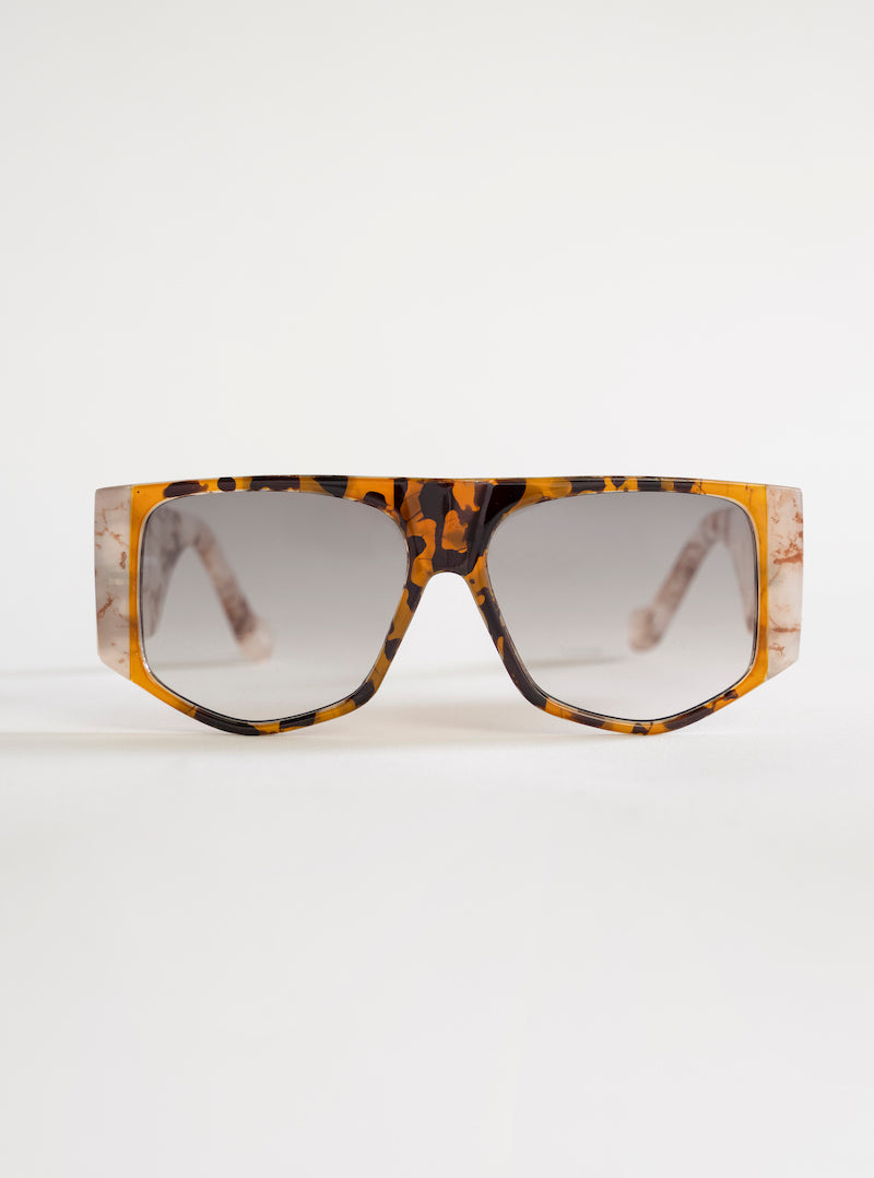 The Stronger One Lentes, Café Claro
