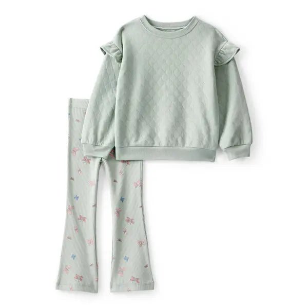 Conjunto Carters 2 piezas: sudadero con diseño y vuelitos en los hombros y pantalón estampado color verde para niña